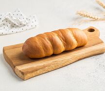 Булочка с сосиской