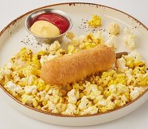 Корн-дог с сырным попкорном