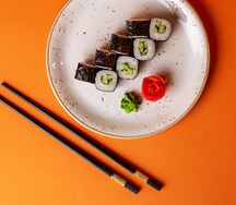 Маки Огурец