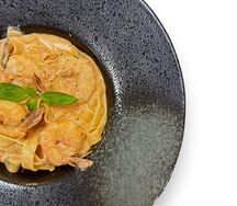 Паста с тигровыми креветками 