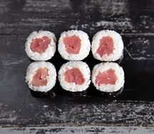 Хосомаки с тунцом