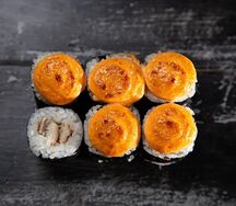 Хосомаки, запечённые с угрём