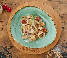 Феттучини с морепродуктами и овощами