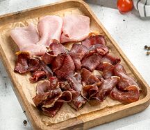 Традиционные итальянские мясные деликатесы