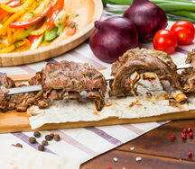 Шашлык из бараньих ребрышек по-королевски