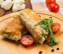 Лаваш с сырной начинкой и зеленью