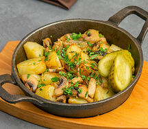 Картофель жареный с грибами