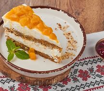 Торт Морковный с манго