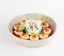 Запеченный ролл с тунцом и манго