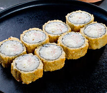 Жареный ролл со снежным крабом