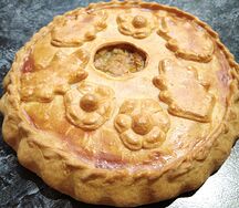 Пирог с куриным филе и картофелем