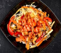 Тяхан с морепродуктами в соусе терияки