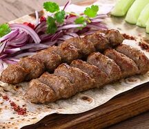 Люля кебаб из баранины с лавашем