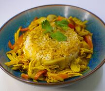 Рис Ком Ранг карри с курицей