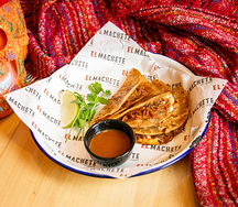 Тако с томленой говядиной