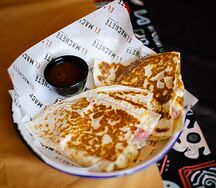 Кесадилья Сырная