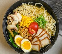 Тонкацу рамен