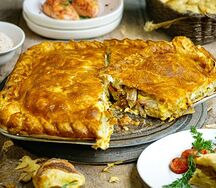 Пирог с курицей и грибами