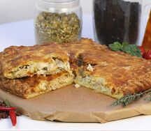 Пирог со сливочной курочкой и мятым картофелем  
