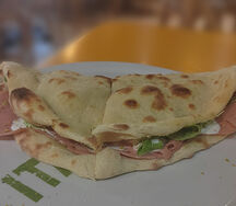 Панини с мортаделлой