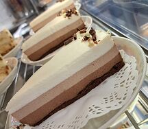 Пирожное Три шоколада 