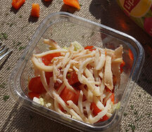 Салат с кальмарами и пекинской капустой
