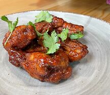 Крылья с соусом BBQ