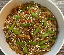 Тяхан с курицей и овощами