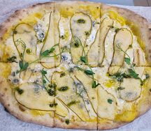 Пицца Груша-дорблю