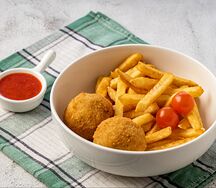 Митболы куриные, Картофель фри с кетчупом