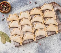 Вареники Адыгейский сыр (полуфабрикат замороженный)