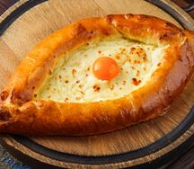 Хачапури по-аджарски