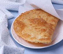 Чебурек со свининой