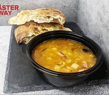 Солянка и хрустящая лепешка