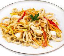 Вок с курицей