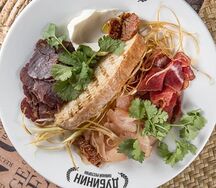 Тарелка мясная