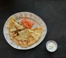 Блины с лососем