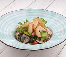Салат с курочкой и овощами