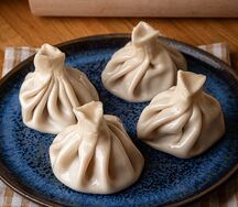 Хинкали с бараниной и тархуном