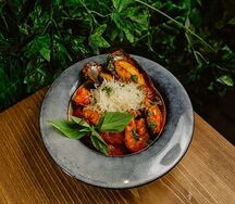 Con frutti di mare