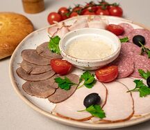 Мясная тарелка