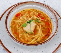 Куриный супчик с домашней лапшой