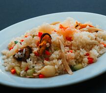 Жареный рис с морепродуктами