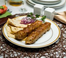 Люля-кебаб из свинины в лаваше