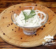 Лук маринованный