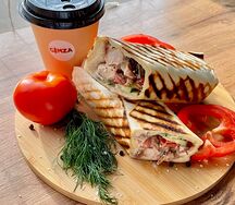 Шаурма Фирменная из курицы гриль