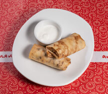 Блины с творогом и изюмом