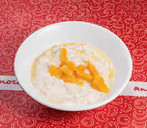 Каша овсяная с курагой