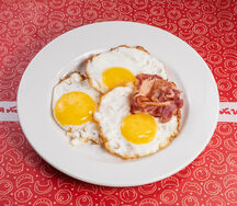 Яичница с беконом