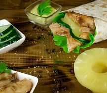 Шаурма с ананасом 